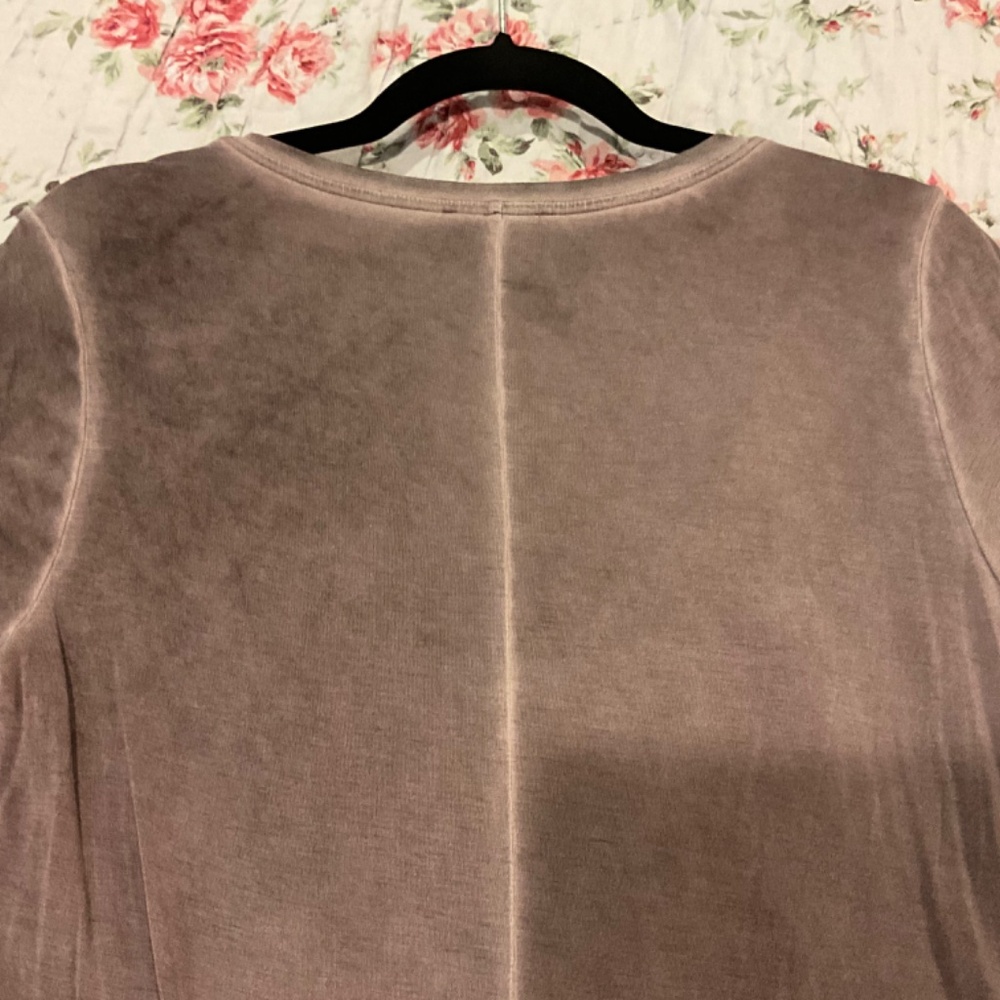 Paige Made in USA Stretch Deep V-Neck Short Sleeve Tee Top Shirt Medium Purple - Picture 11 of 14